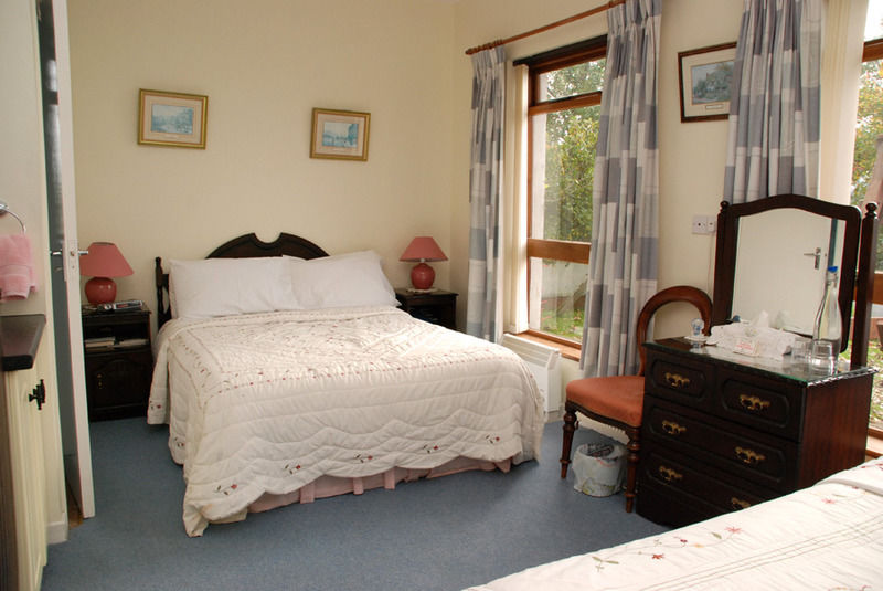 The Bungalow Farmhouse Clomantagh Exteriér fotografie